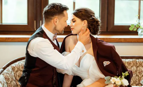 Which Suit to Choose for an Outdoor Ceremony