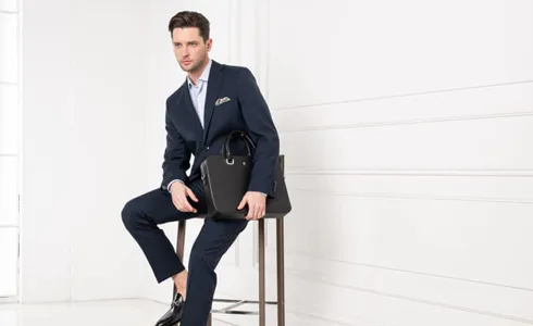 How to Combine Men's Bags