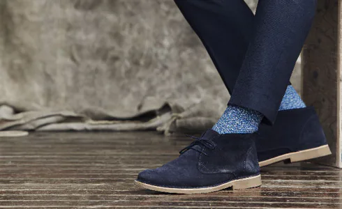 Which socks should you wear with a suit?