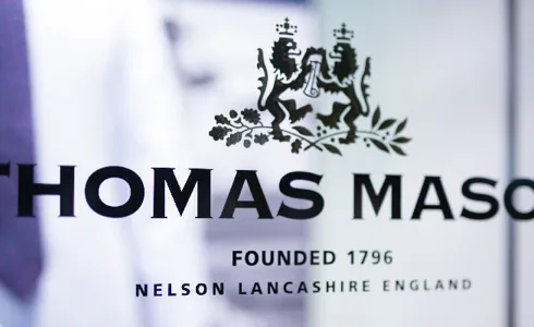 British tradition and elegance – Thomas Mason