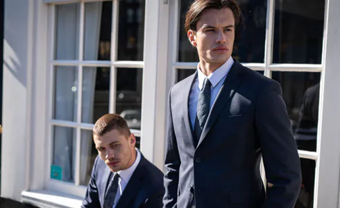 How to choose the right suit cut?