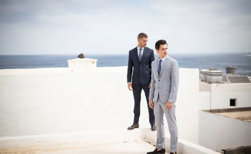 Which shirt is most suitable for a business suit?