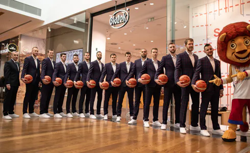 Blažek dresses the Czech national basketball team