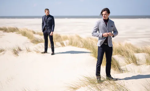 How to combine a men's blazer and trousers?