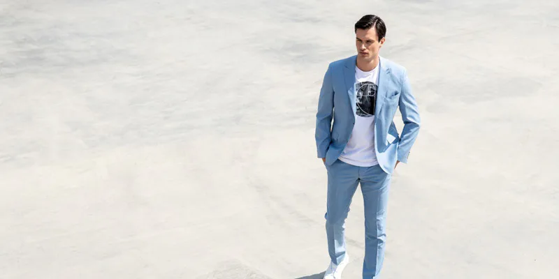 One Suit – Multiple Styles