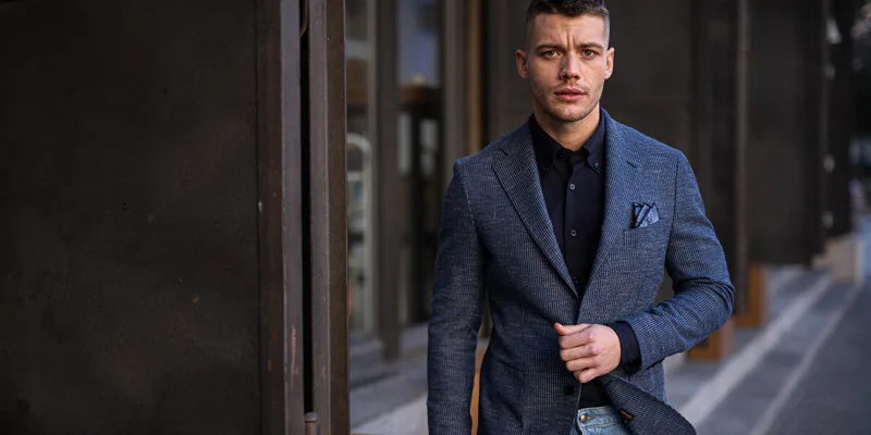 Smart Casual: How to Dress Stylishly for the Office?