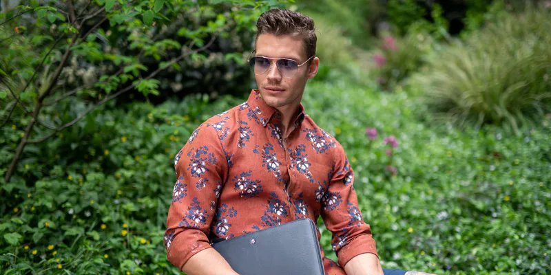Five tips on what to wear in the hot summer for the office and the waterside