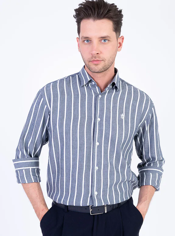 Cotton shirt with linear pattern