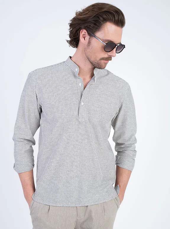 Cotton shirt with linear pattern